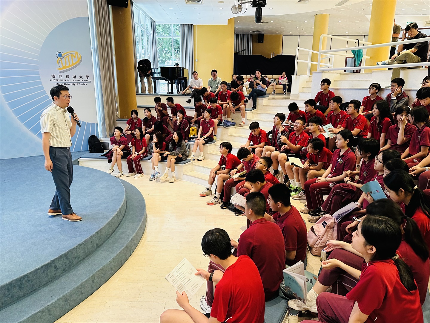 澳旅大為廣州市黃埔區華外同文外國語學校開辦研學培訓活動